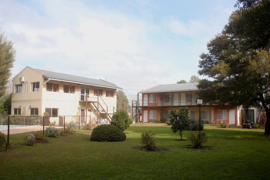 Las Lomas Suites & Spa Chascomús Kültér fotó